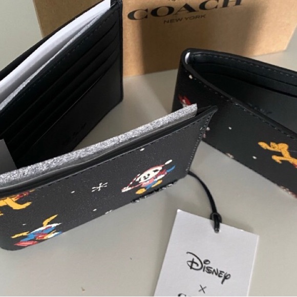 Disney X Coach Limited Edition Belt Bag and matching wallet - Picture 8 of 14